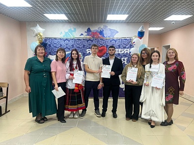 Сегодня в ЛНТ в честь празднования Дня народного единства прошел Фестиваль-конкурс «Коллаборация культур»